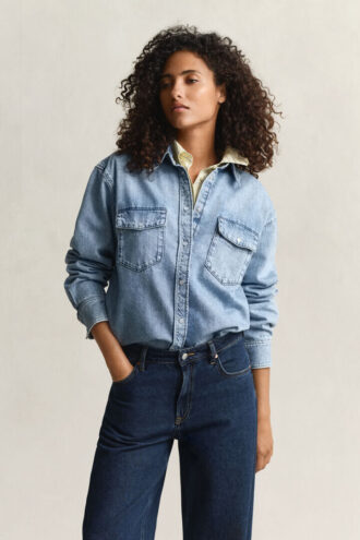 Chemise en denim à la coupe décontractée