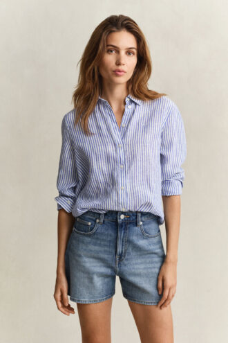Chemise en lin rayée à la coupe classique